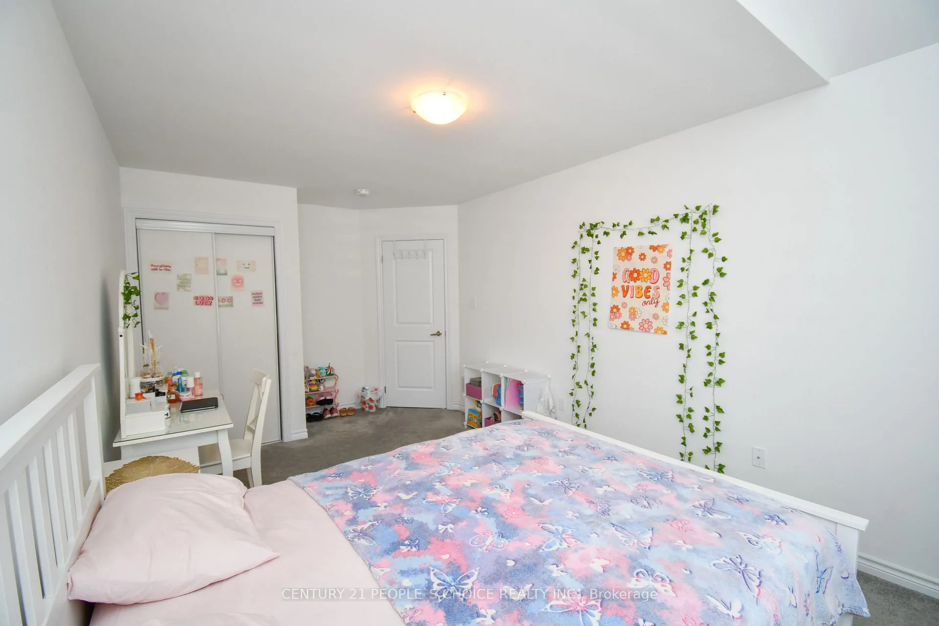 Photo 20 of 114 Mabern Street, Barrie, Rural Barrie Southwest — HOMEH