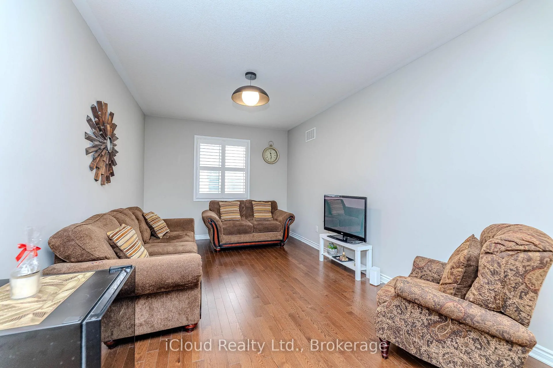 Photo 23 of 296 Ridge Road, Cambridge — HOMEH