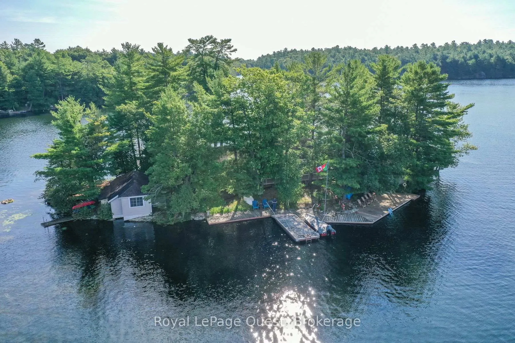 Photo 2 of 1 Island 4SR, Gravenhurst, Wood (Gravenhurst) — HOMEH