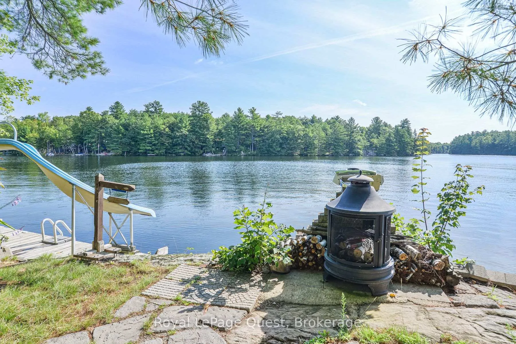 Photo 10 of 1 Island 4SR, Gravenhurst, Wood (Gravenhurst) — HOMEH