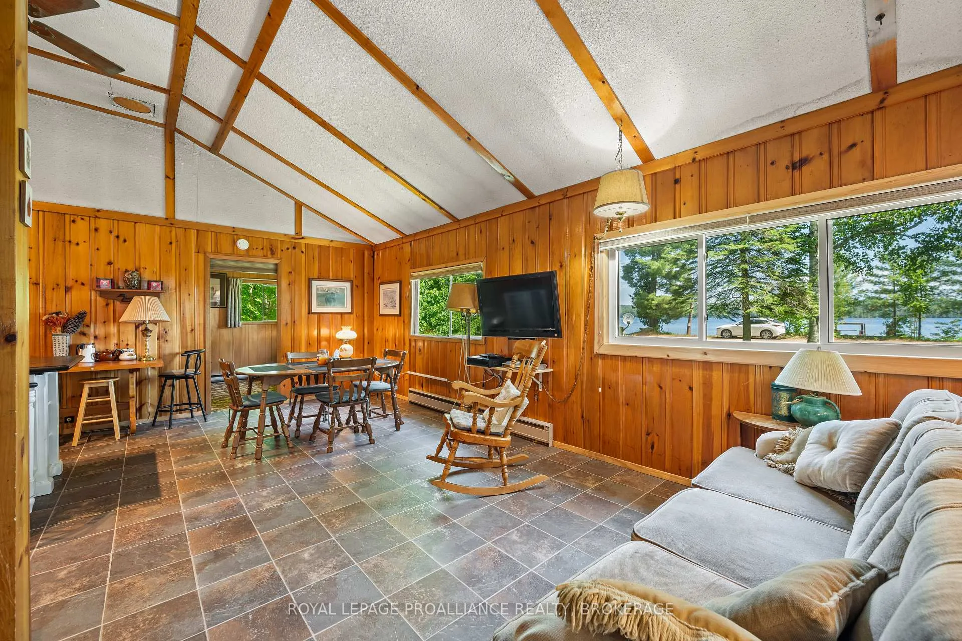 Photo 13 of 1057 Marble Lake Road, Frontenac, Frontenac North — HOMEH