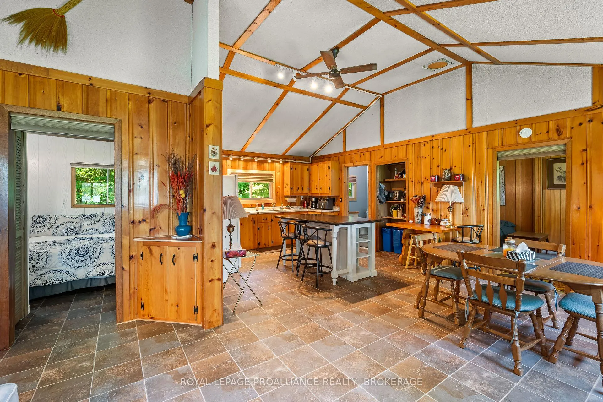 Photo 14 of 1057 Marble Lake Road, Frontenac, Frontenac North — HOMEH