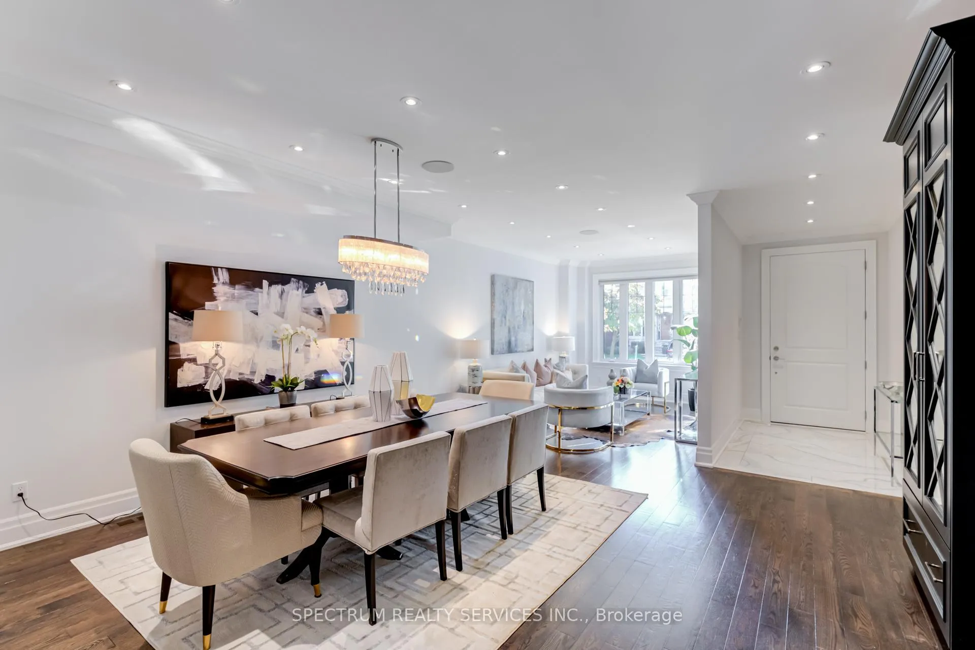 Photo 3 of 16 Donlea Drive, Toronto, Leaside — HOMEH
