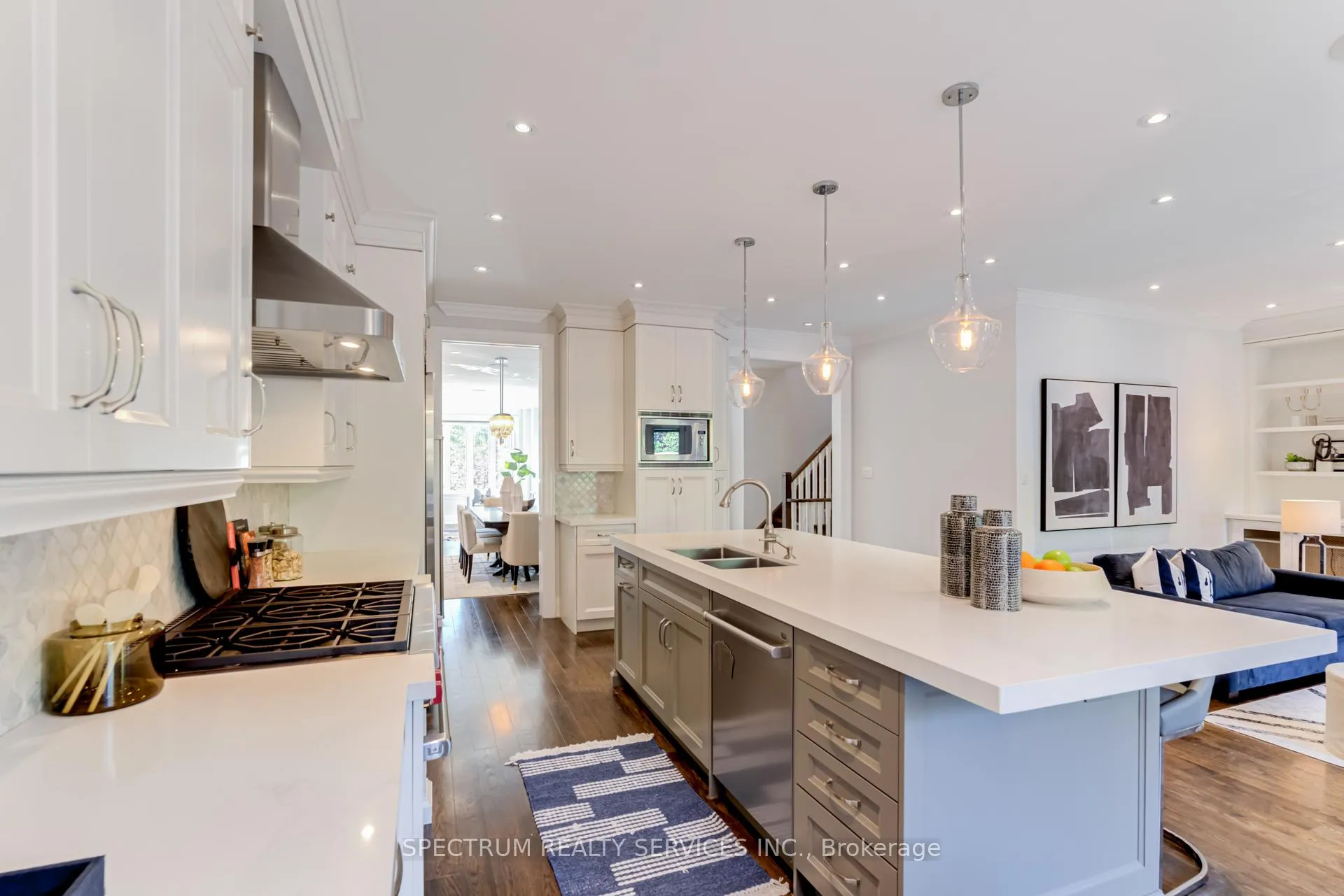 Photo 12 of 16 Donlea Drive, Toronto, Leaside — HOMEH