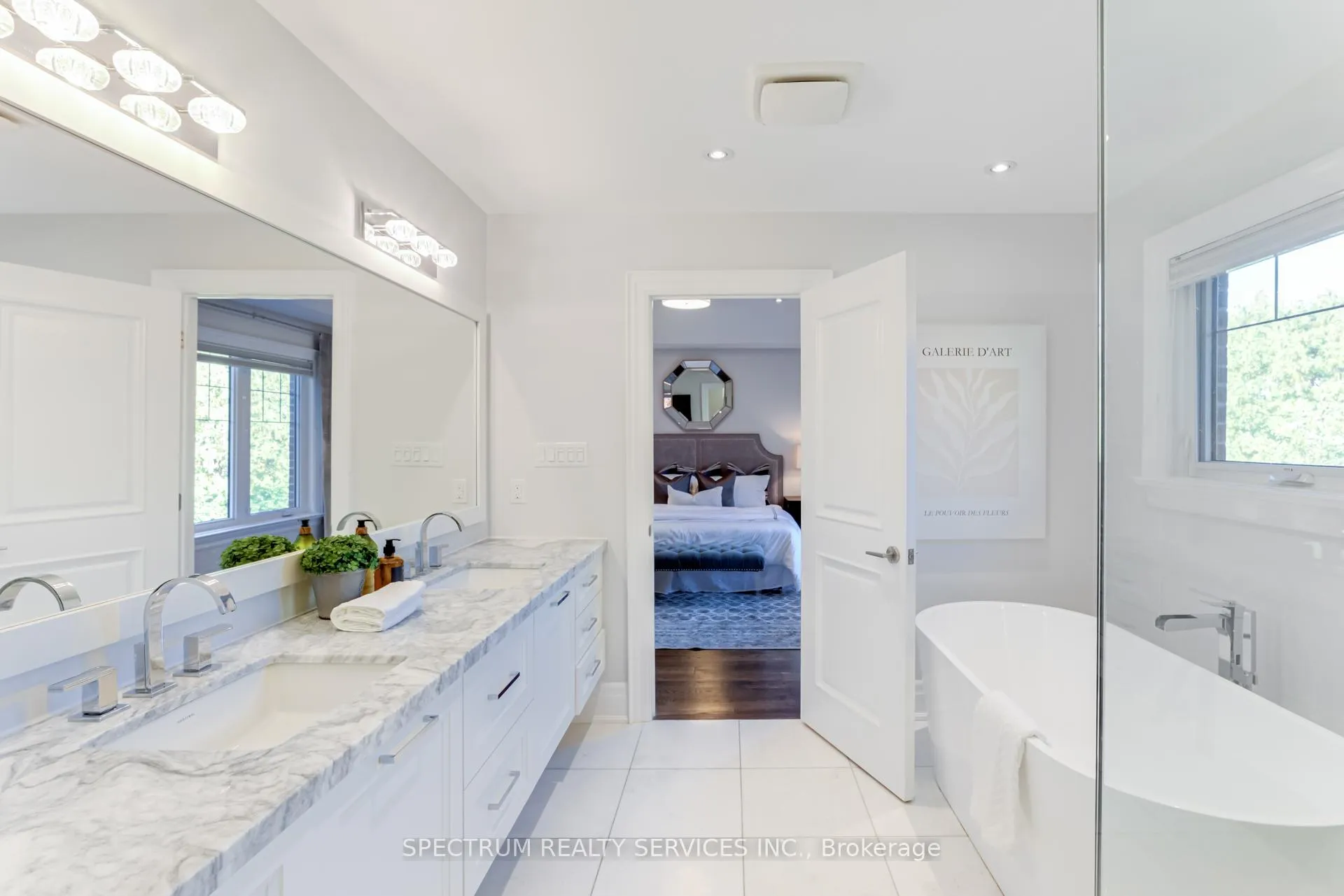Photo 19 of 16 Donlea Drive, Toronto, Leaside — HOMEH