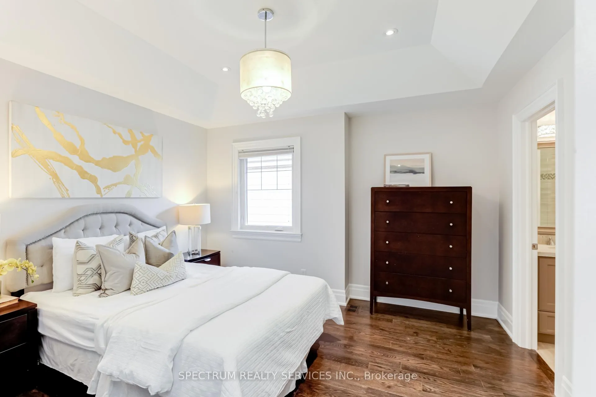 Photo 21 of 16 Donlea Drive, Toronto, Leaside — HOMEH