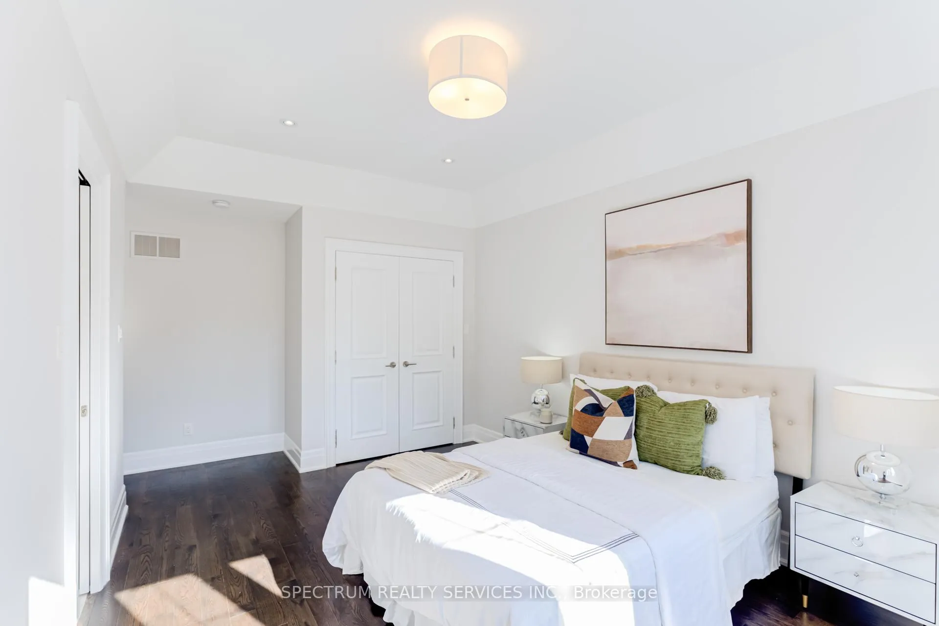 Photo 27 of 16 Donlea Drive, Toronto, Leaside — HOMEH