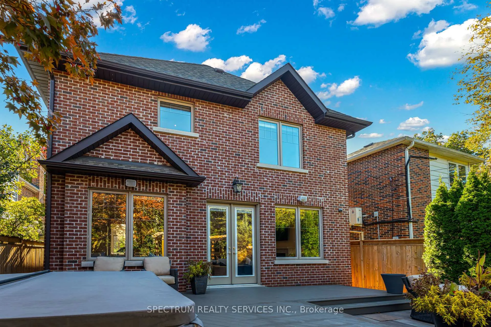 Photo 40 of 16 Donlea Drive, Toronto, Leaside — HOMEH