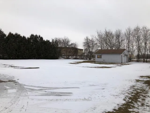 Photo 3 of 1144 North Street, Chatham-Kent, Dresden — HOMEH