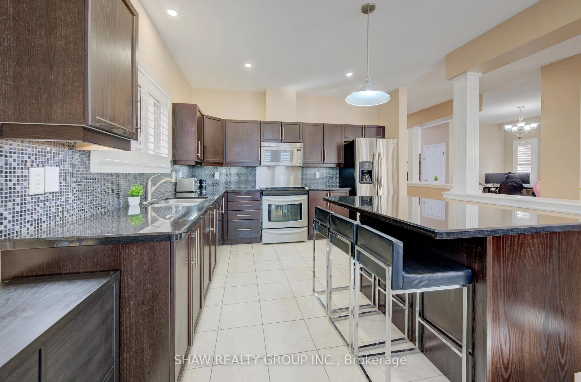 Photo 17 of 571 Stonehenge Drive, Hamilton, Ancaster — HOMEH