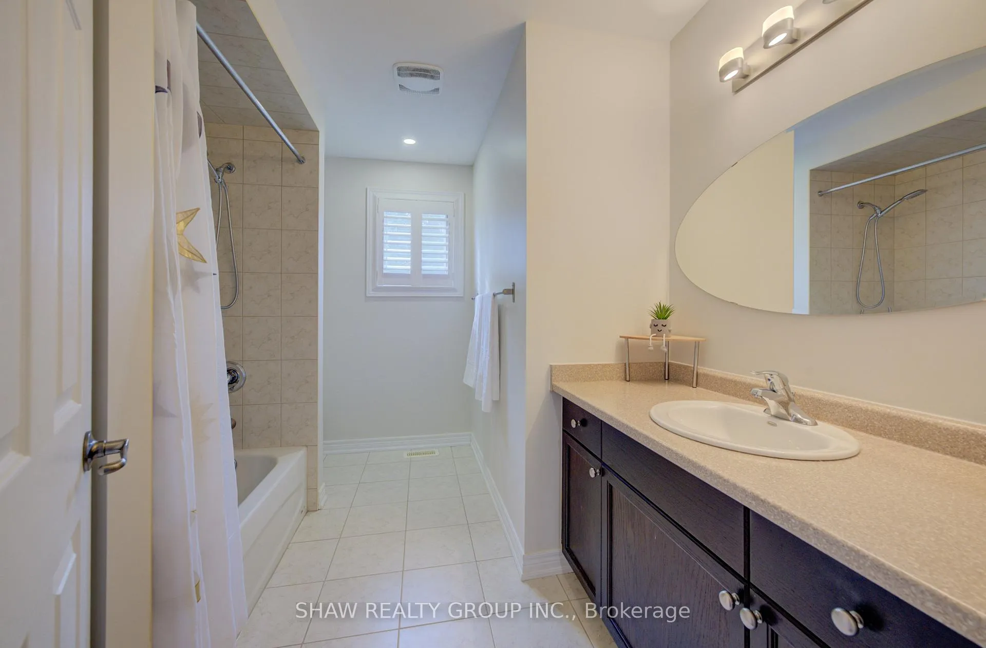 Photo 26 of 571 Stonehenge Drive, Hamilton, Ancaster — HOMEH
