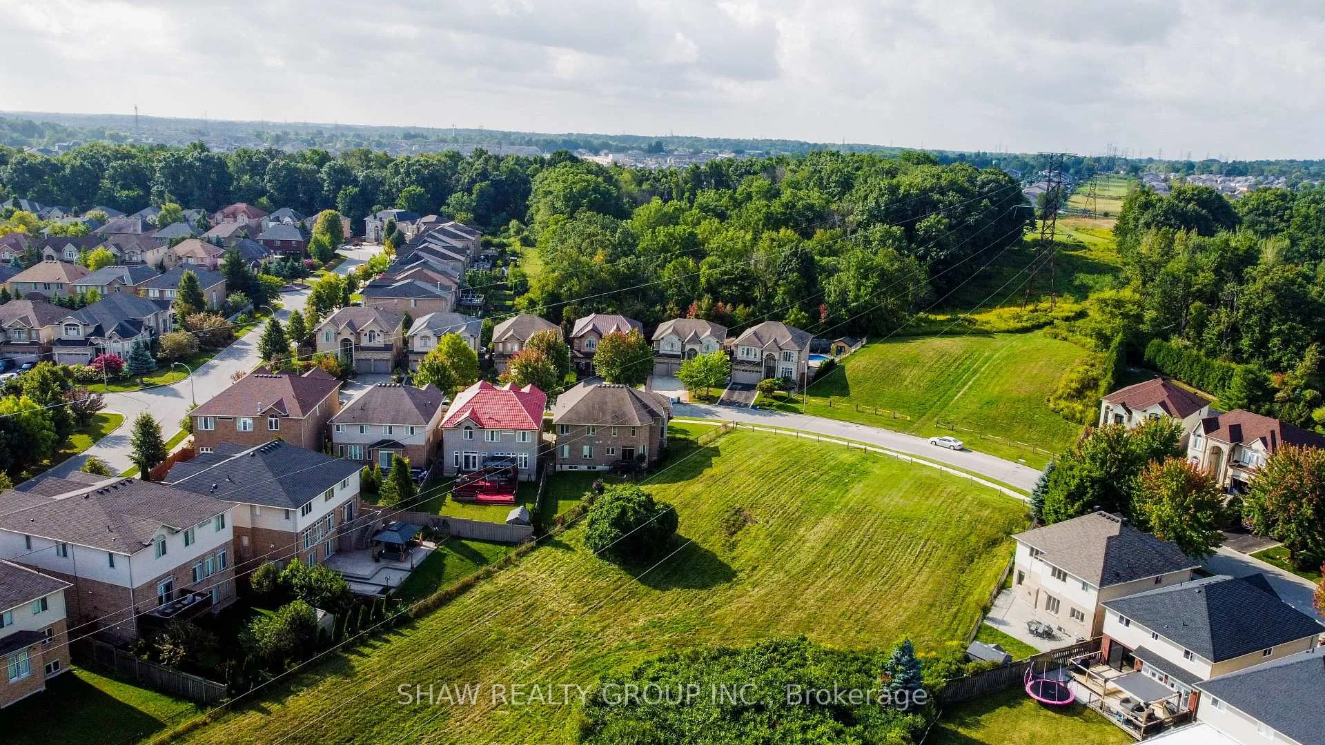 Photo 43 of 571 Stonehenge Drive, Hamilton, Ancaster — HOMEH