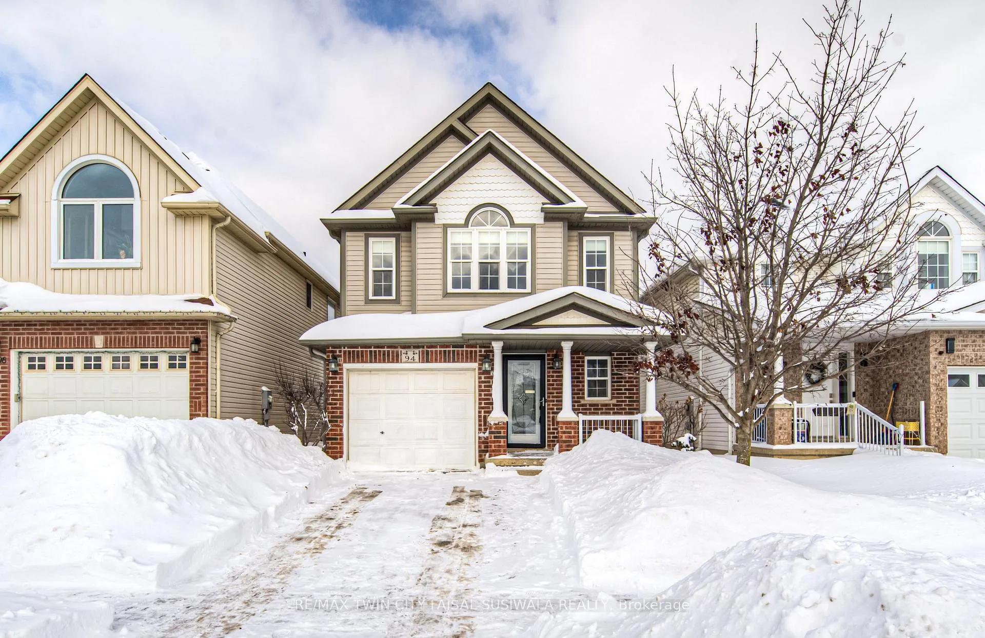 Photo 1 of 94 Sophia Crescent, Kitchener, Huron Park — HOMEH