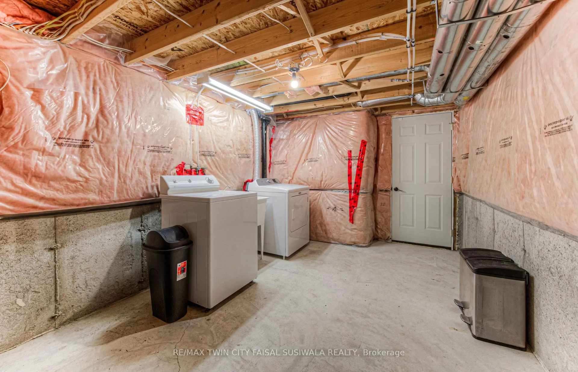 Photo 20 of 94 Sophia Crescent, Kitchener, Huron Park — HOMEH