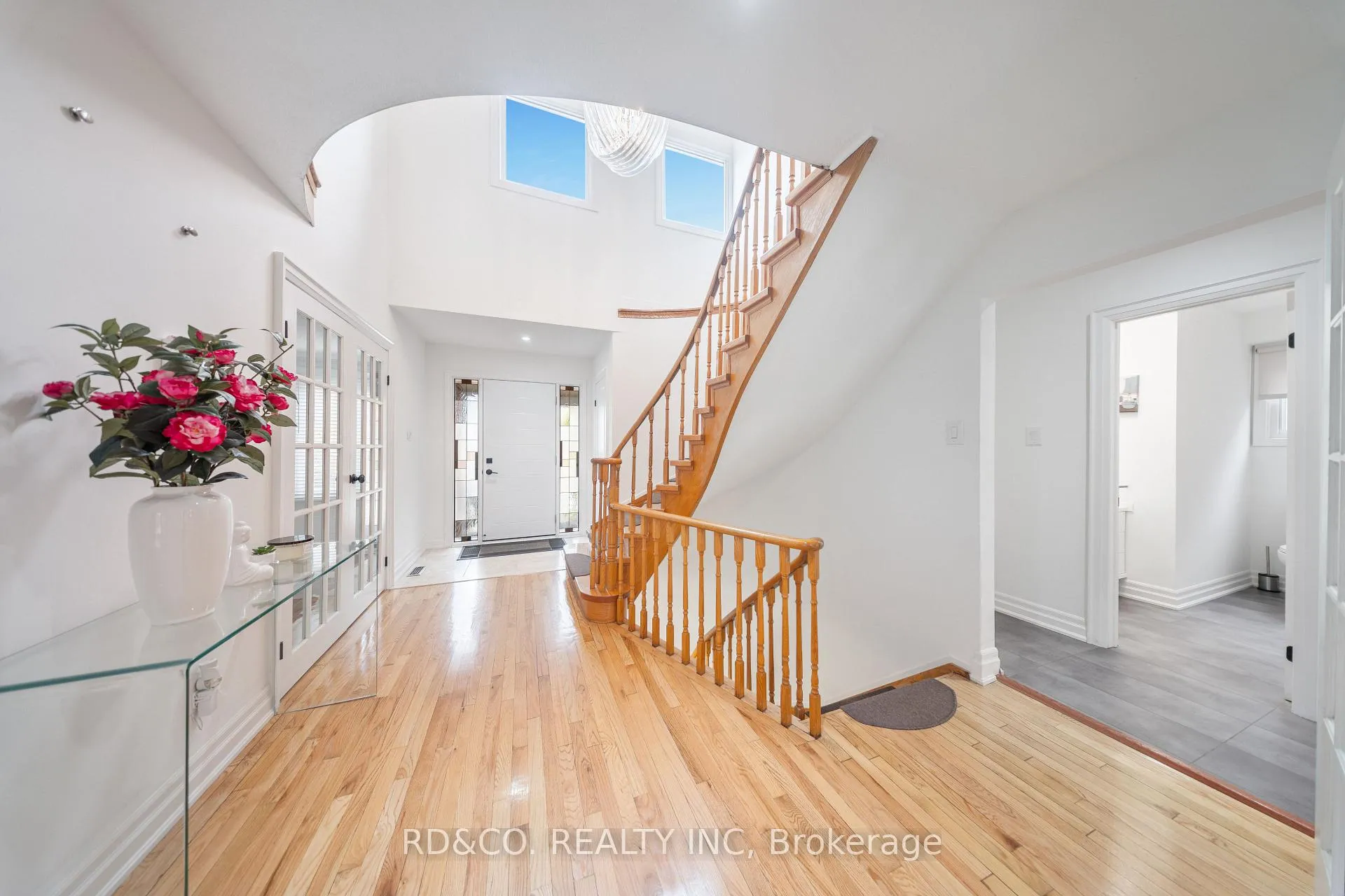 Photo 4 of 2102 Liverpool Road, Pickering, Liverpool — HOMEH