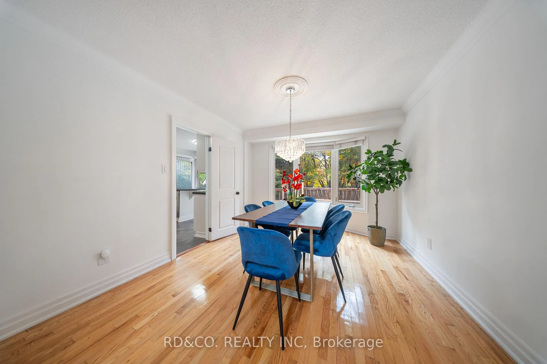 Photo 12 of 2102 Liverpool Road, Pickering, Liverpool — HOMEH