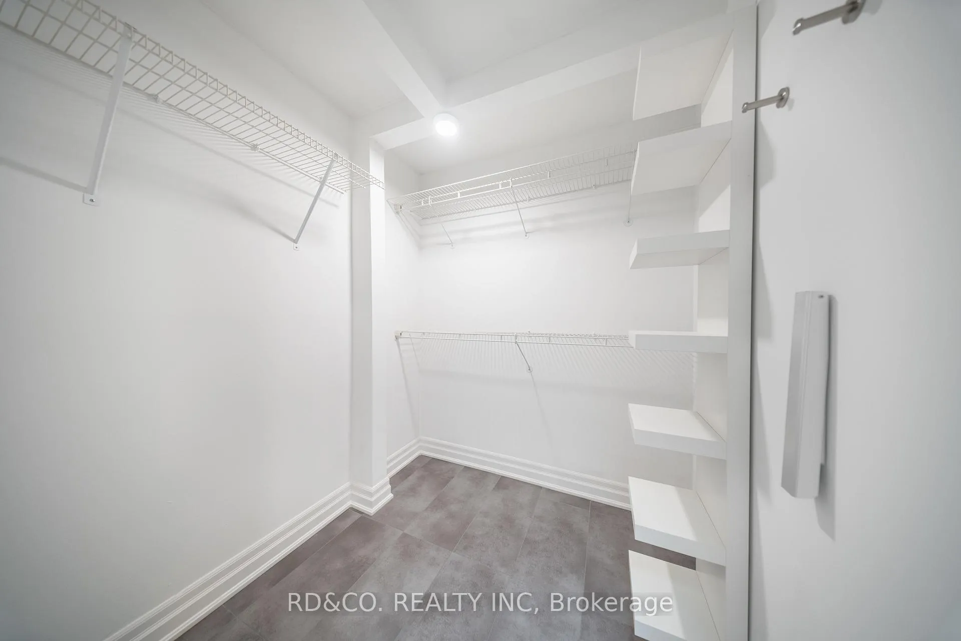 Photo 28 of 2102 Liverpool Road, Pickering, Liverpool — HOMEH