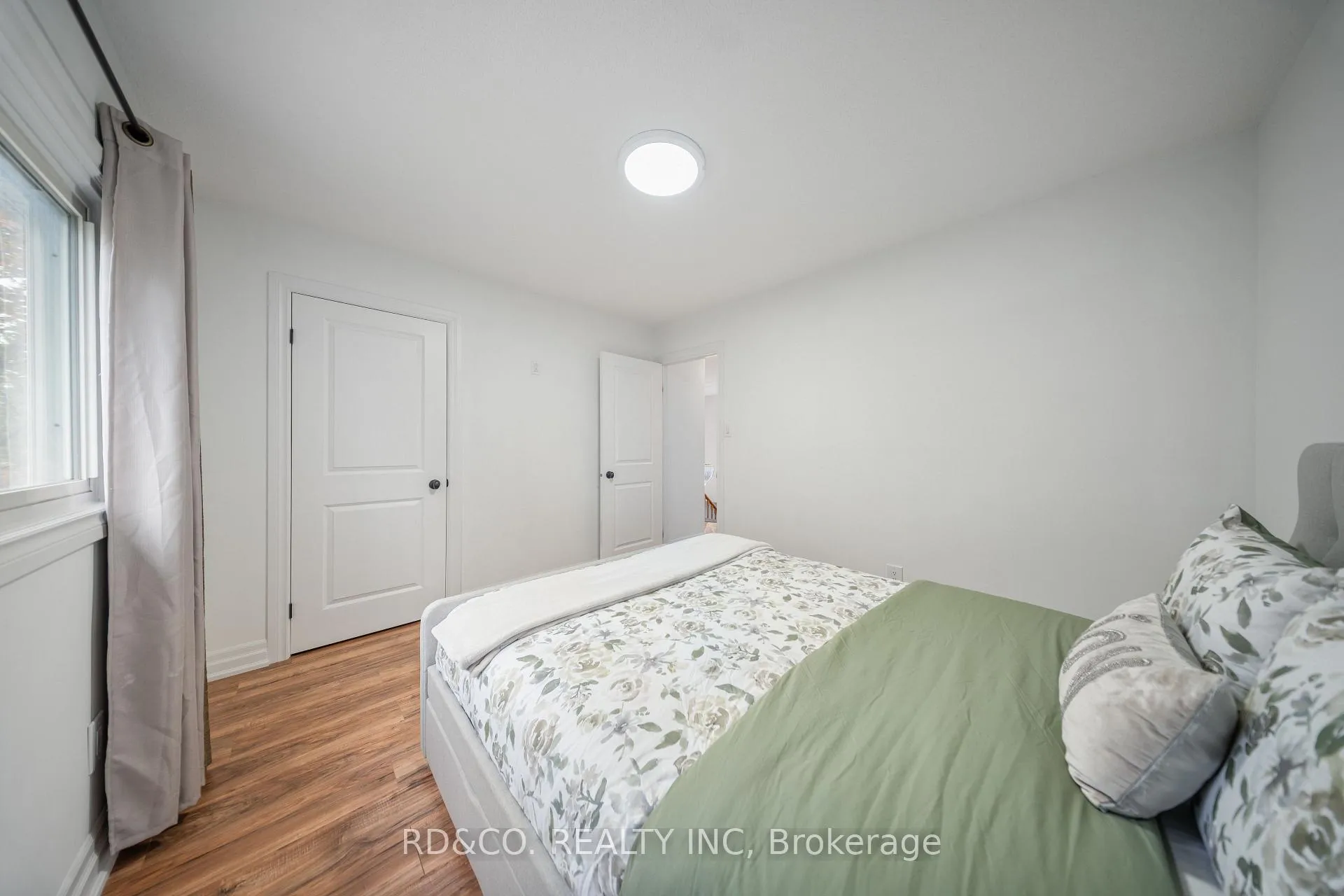 Photo 33 of 2102 Liverpool Road, Pickering, Liverpool — HOMEH