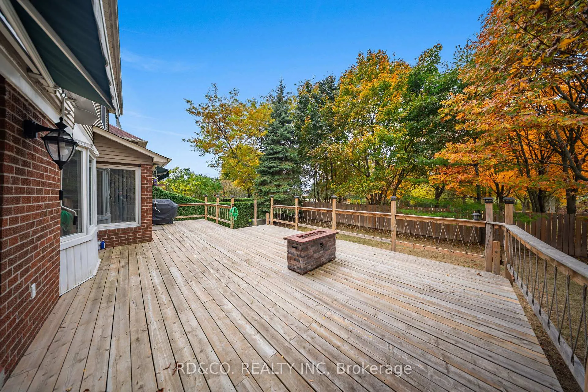 Photo 37 of 2102 Liverpool Road, Pickering, Liverpool — HOMEH
