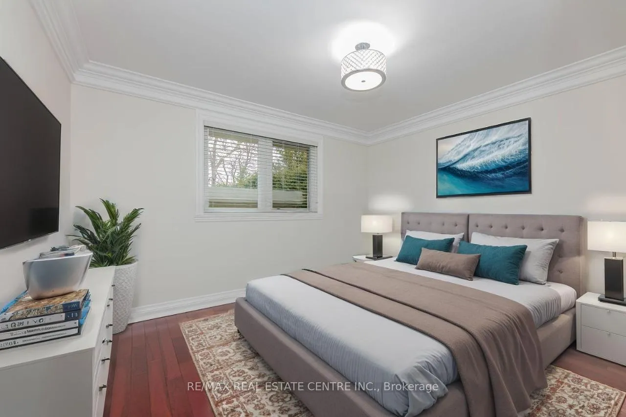 Photo 13 of 44 Burwick Avenue, Vaughan, West Woodbridge — HOMEH