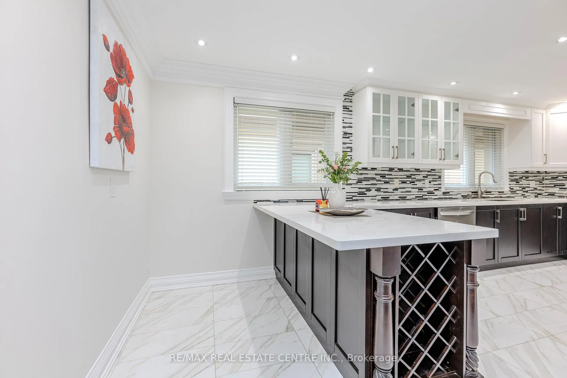 Photo 32 of 44 Burwick Avenue, Vaughan, West Woodbridge — HOMEH