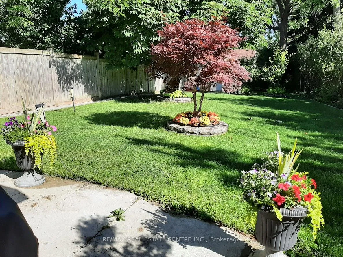 Photo 38 of 44 Burwick Avenue, Vaughan, West Woodbridge — HOMEH