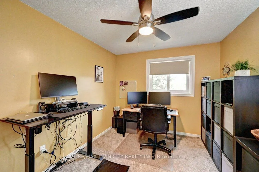 Photo 33 of 347 Bushview Crescent, Waterloo — HOMEH