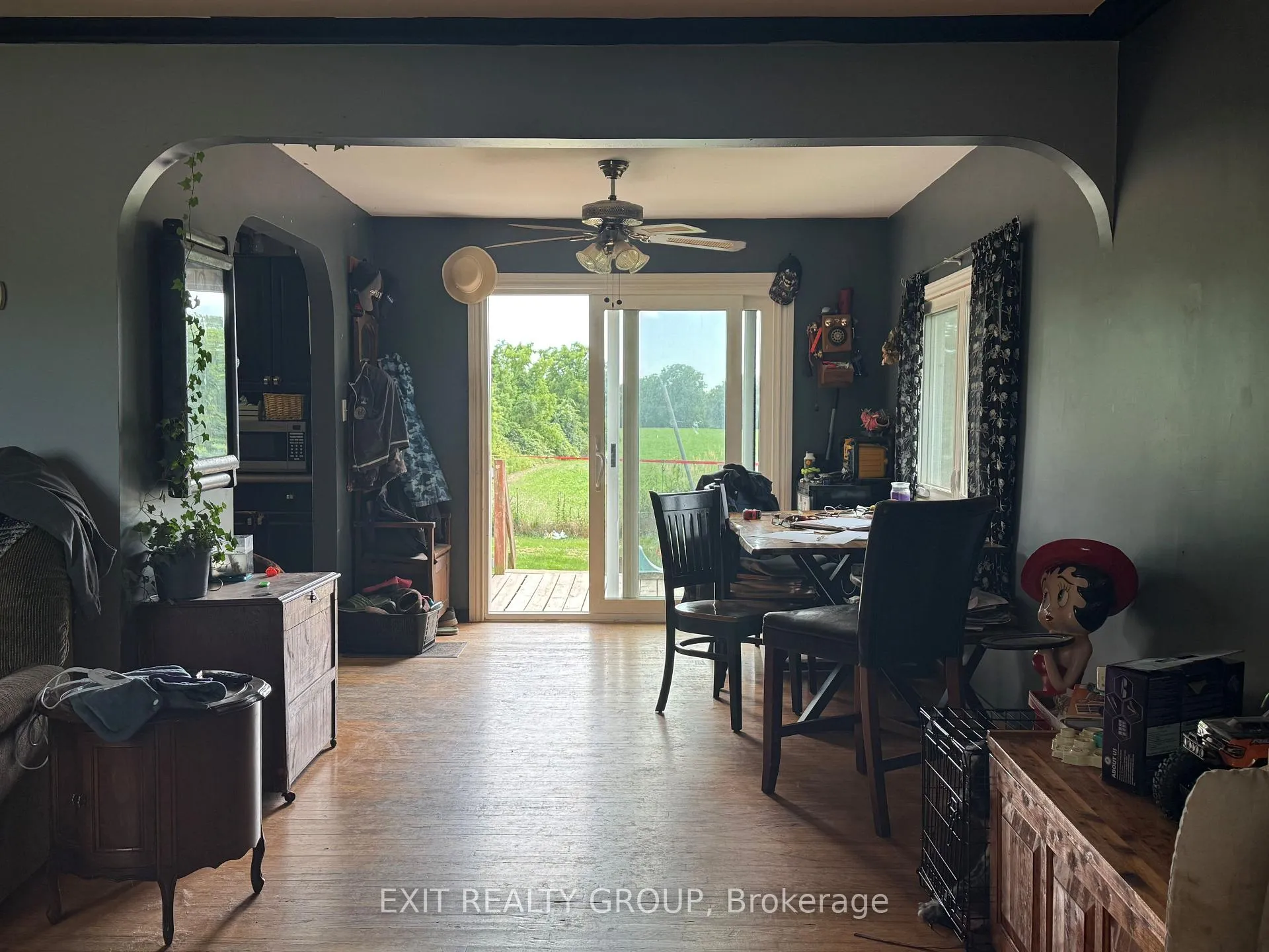 Photo 5 of 1126 County Rd 10, Prince Edward County, Picton — HOMEH