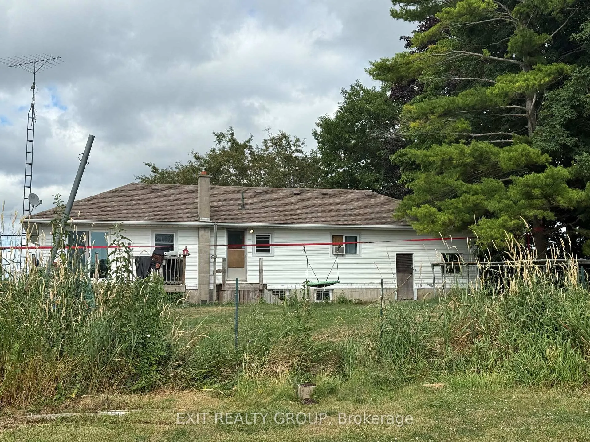 Photo 22 of 1126 County Rd 10, Prince Edward County, Picton — HOMEH