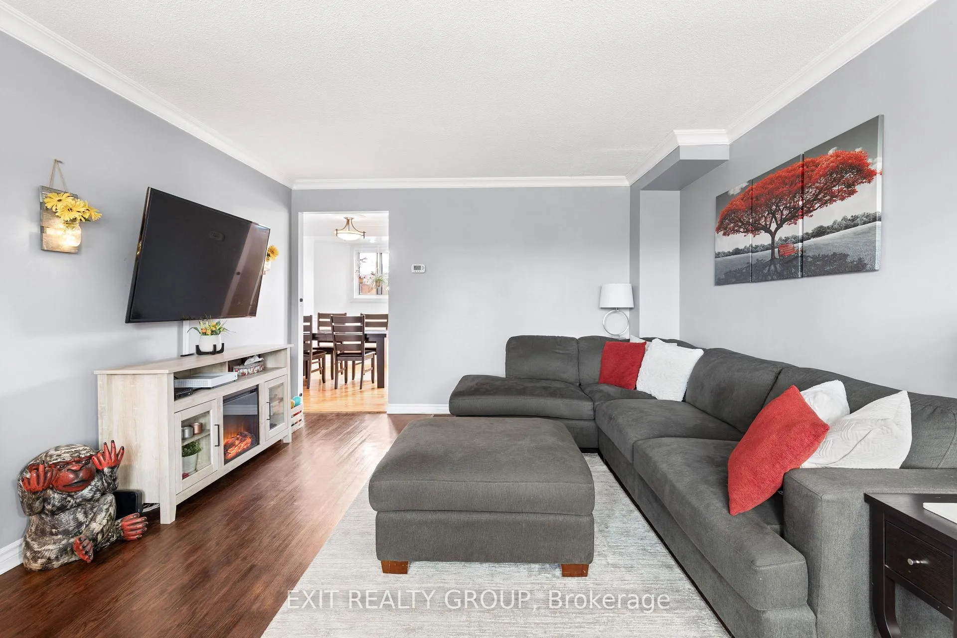 Photo 3 of 1122 Cedar Street, Oshawa, Lakeview — HOMEH