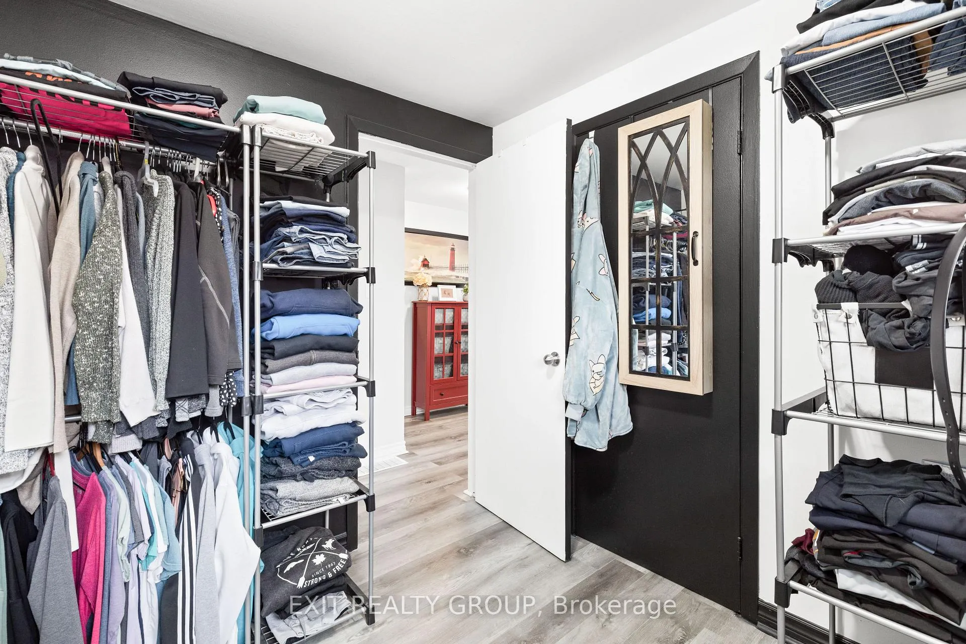 Photo 11 of 1122 Cedar Street, Oshawa, Lakeview — HOMEH