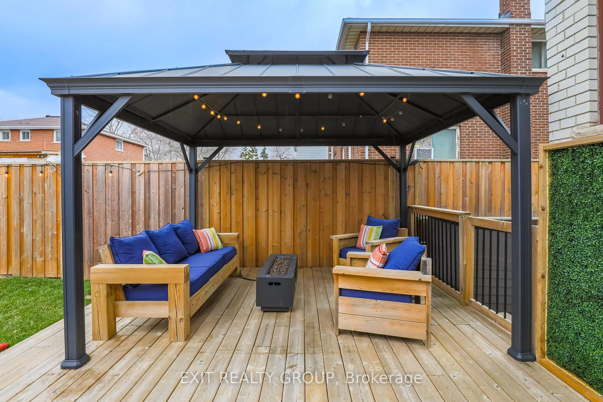 Photo 24 of 1122 Cedar Street, Oshawa, Lakeview — HOMEH