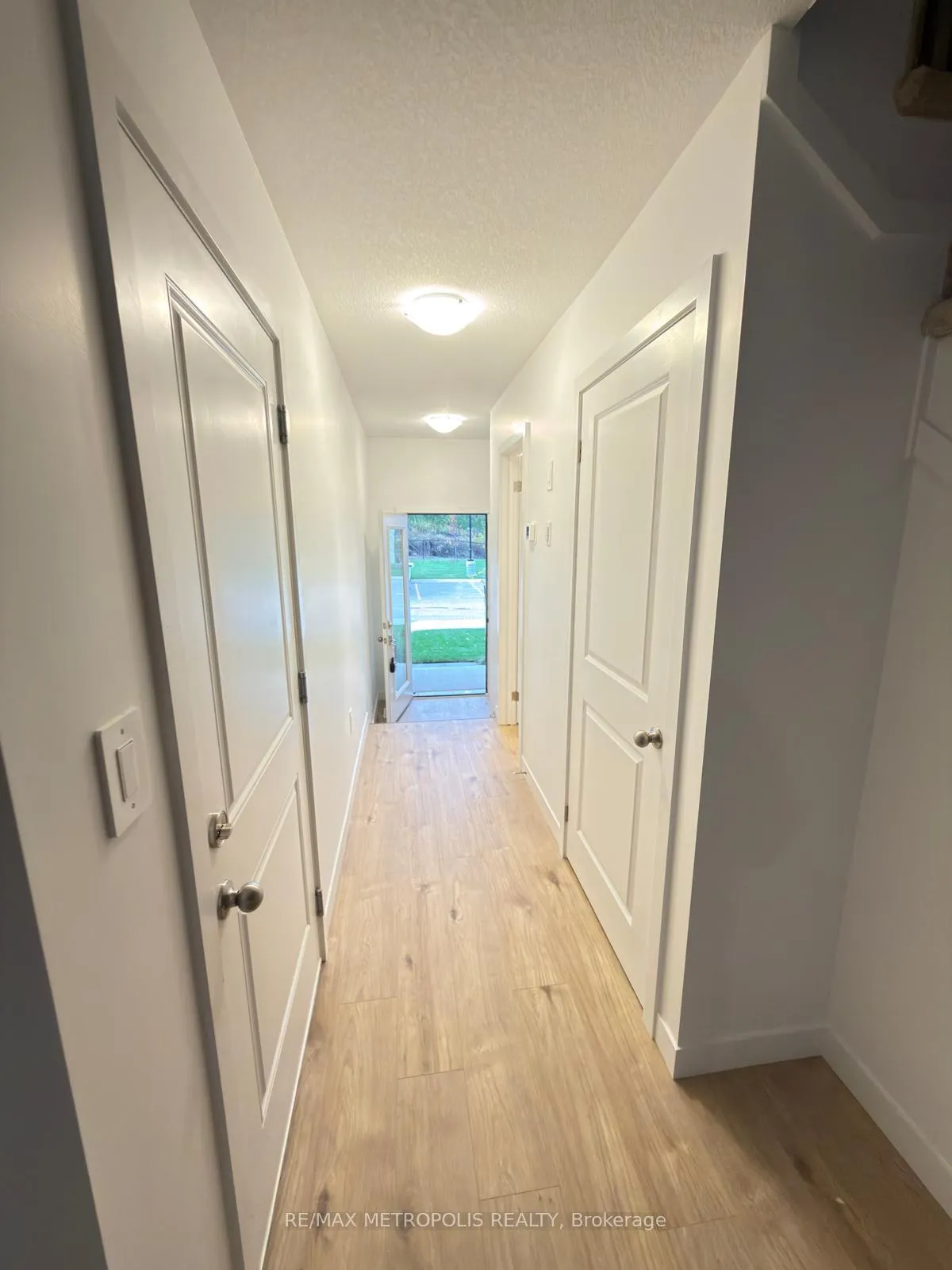 Photo 4 of 22 Oak Forest Common, Cambridge — HOMEH