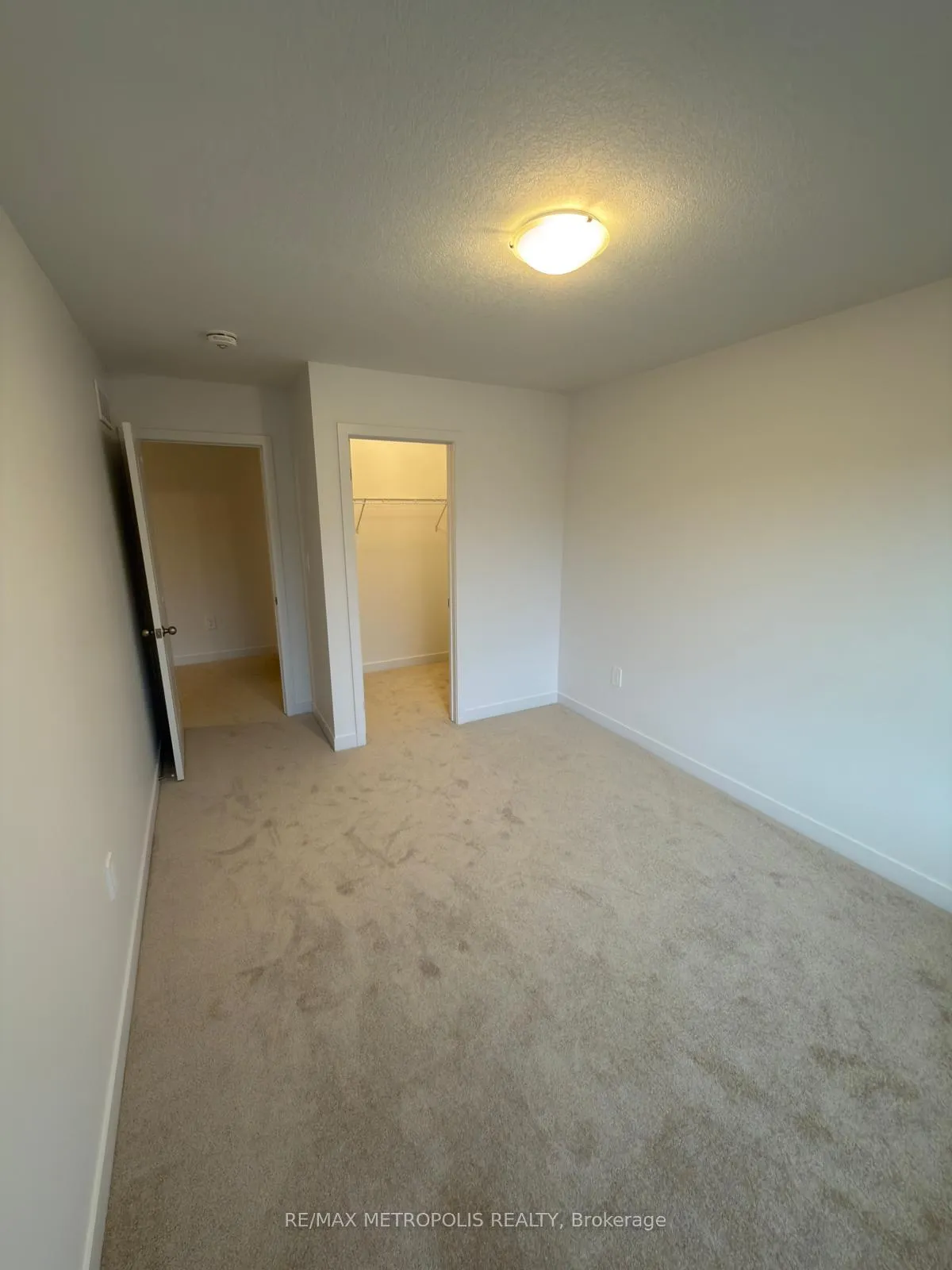 Photo 19 of 22 Oak Forest Common, Cambridge — HOMEH