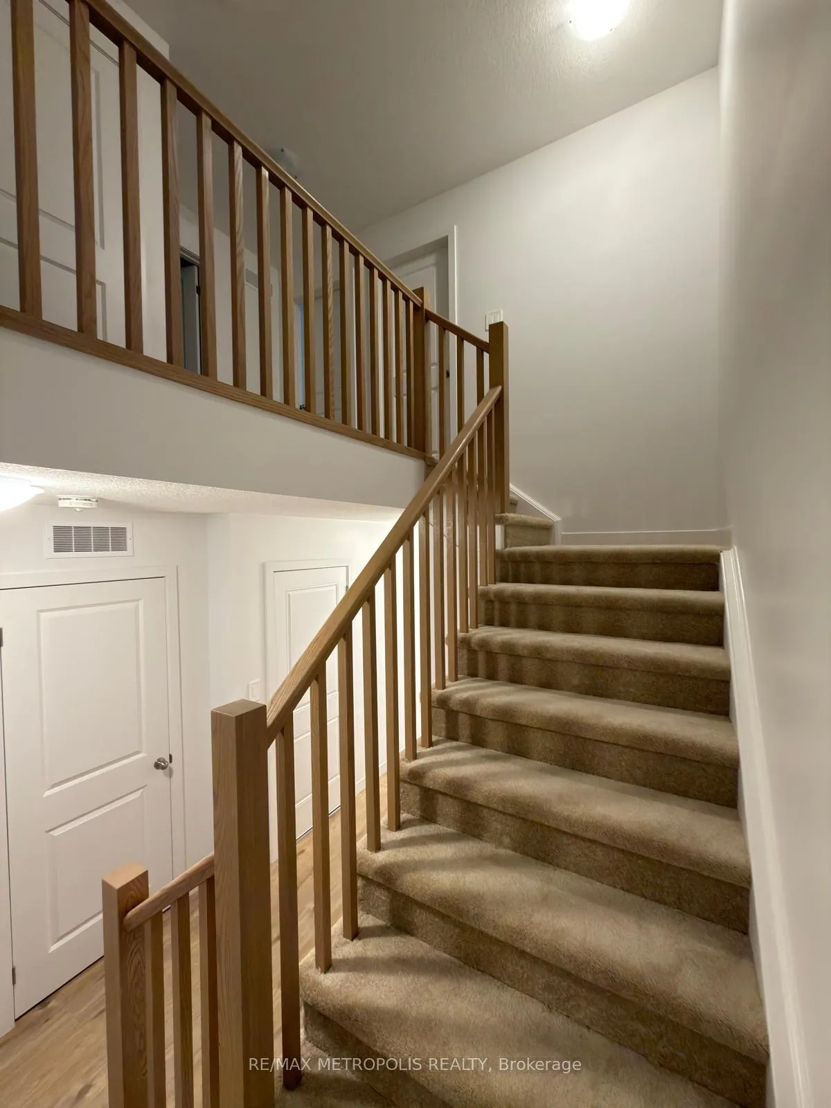 Photo 27 of 22 Oak Forest Common, Cambridge — HOMEH