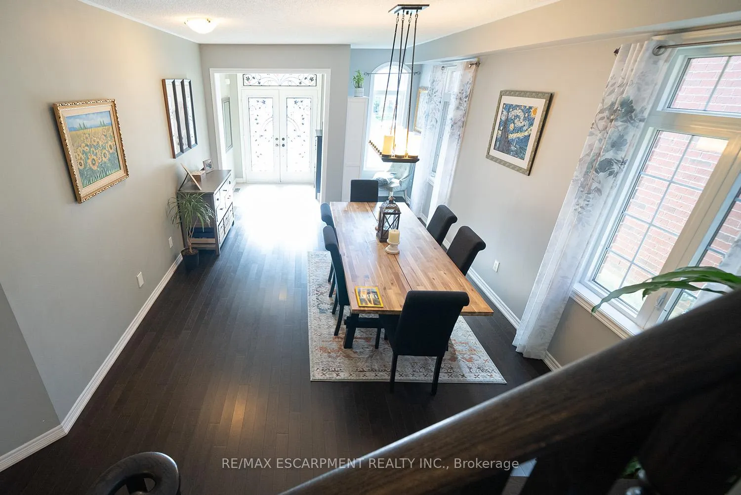 Photo 5 of 19 Humphrey Street, Hamilton, Waterdown — HOMEH