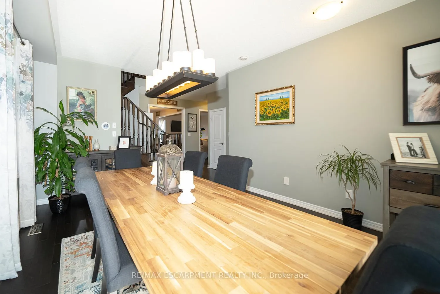 Photo 6 of 19 Humphrey Street, Hamilton, Waterdown — HOMEH
