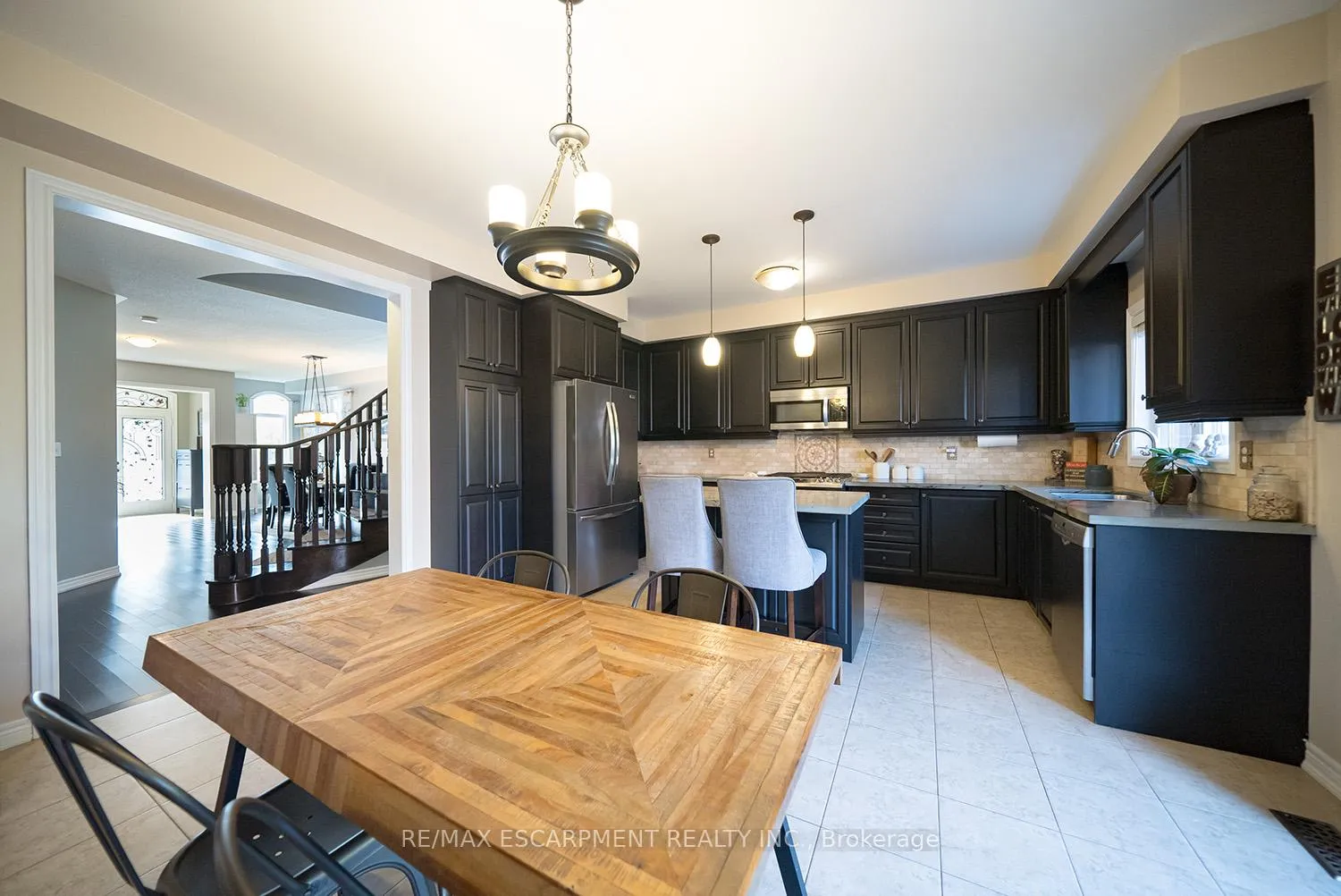 Photo 13 of 19 Humphrey Street, Hamilton, Waterdown — HOMEH