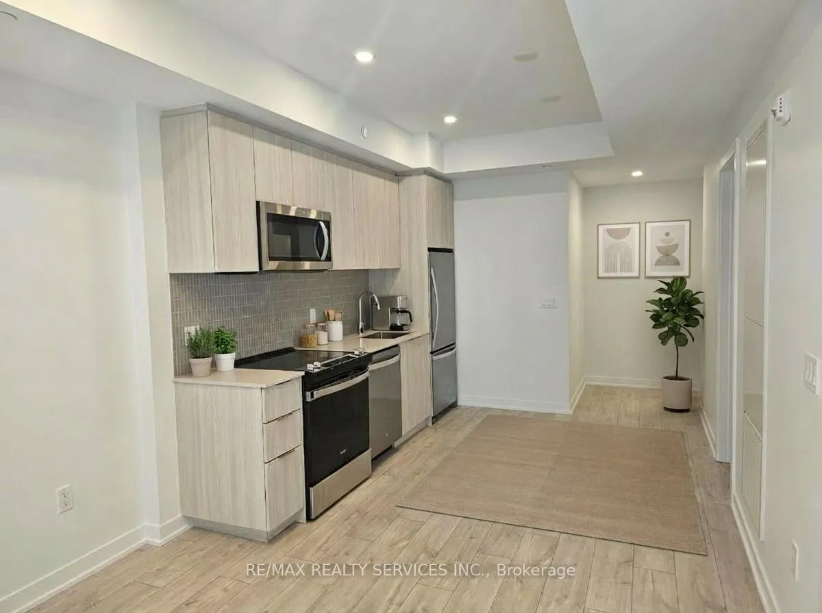 Photo 9 of Unit 510, 750 Whitlock Avenue, Milton, Cobban — HOMEH
