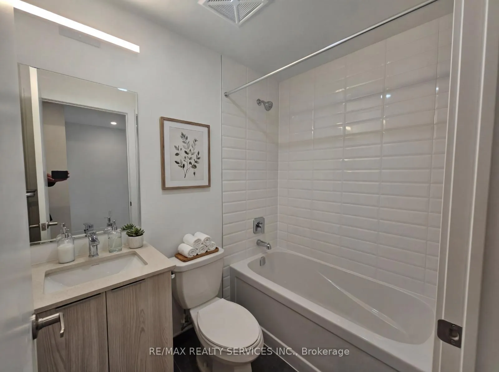 Photo 15 of Unit 510, 750 Whitlock Avenue, Milton, Cobban — HOMEH