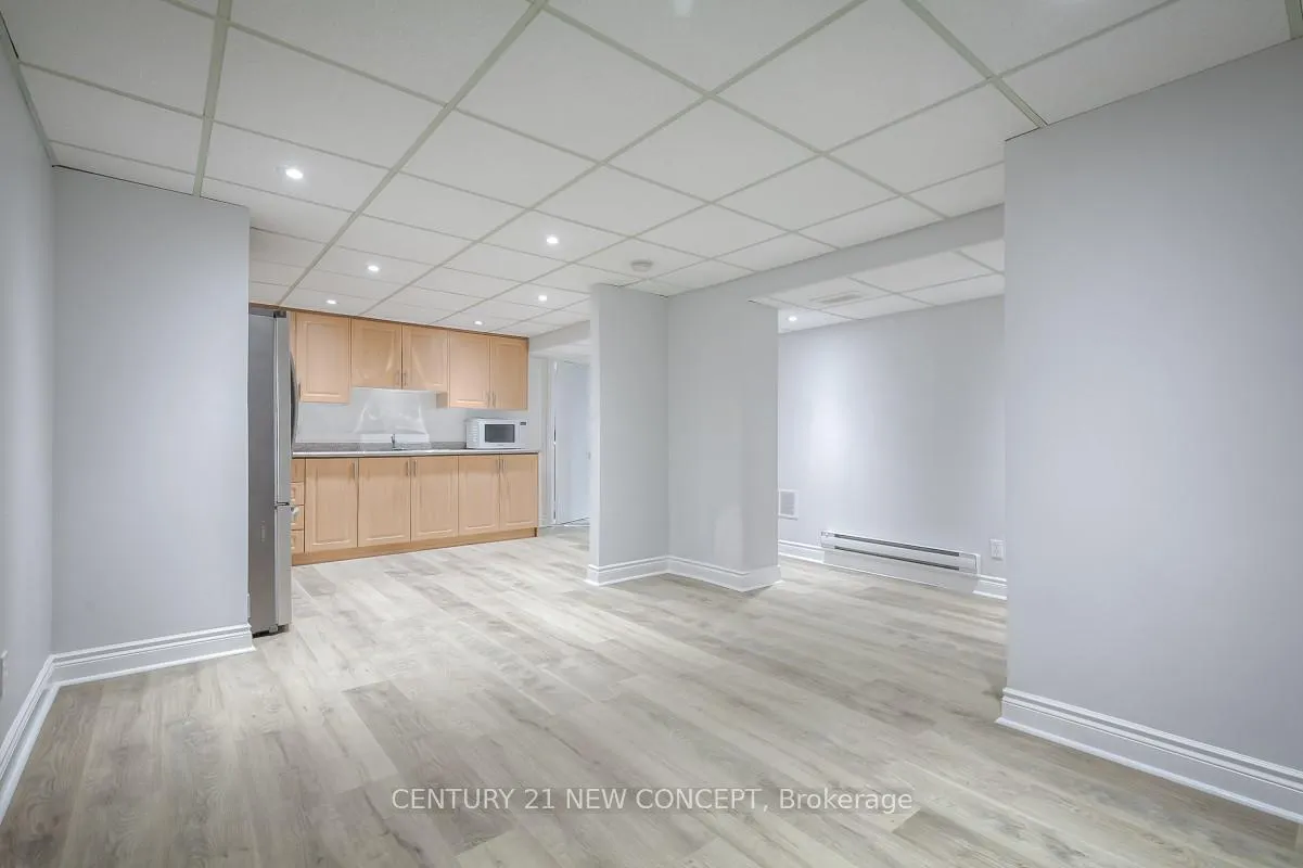 Photo 5 of Unit Bsmt, 258 Woodhall Road, Markham, Milliken Mills East — HOMEH