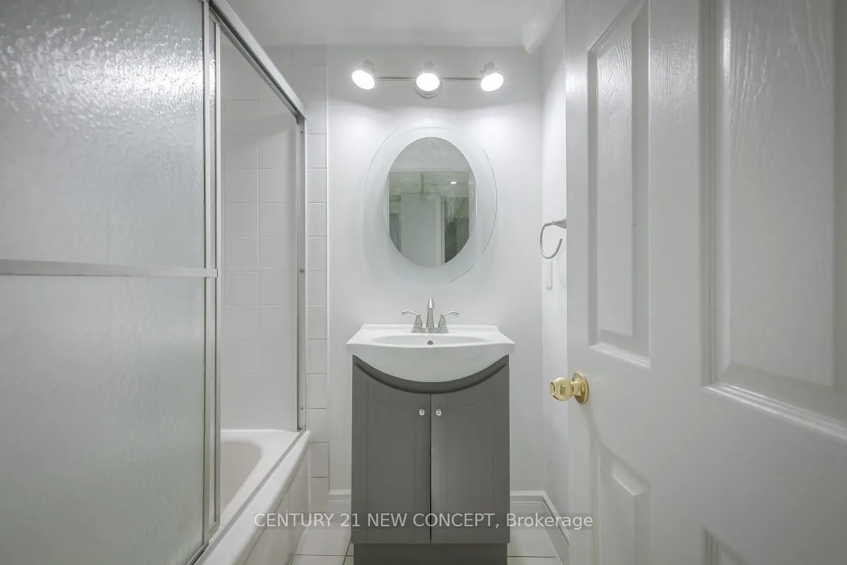 Photo 13 of Unit Bsmt, 258 Woodhall Road, Markham, Milliken Mills East — HOMEH