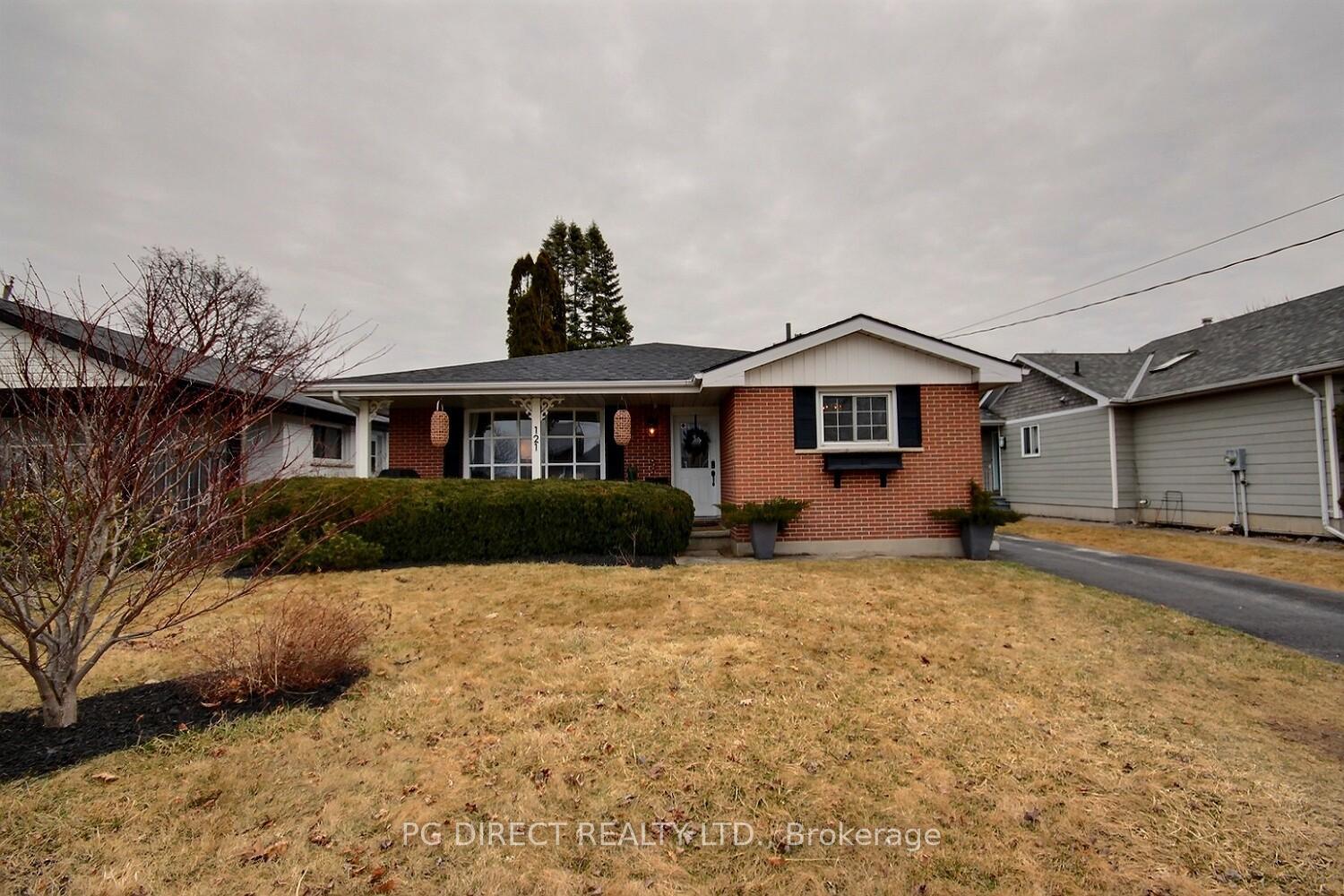 Front of 121 Palmer Road
