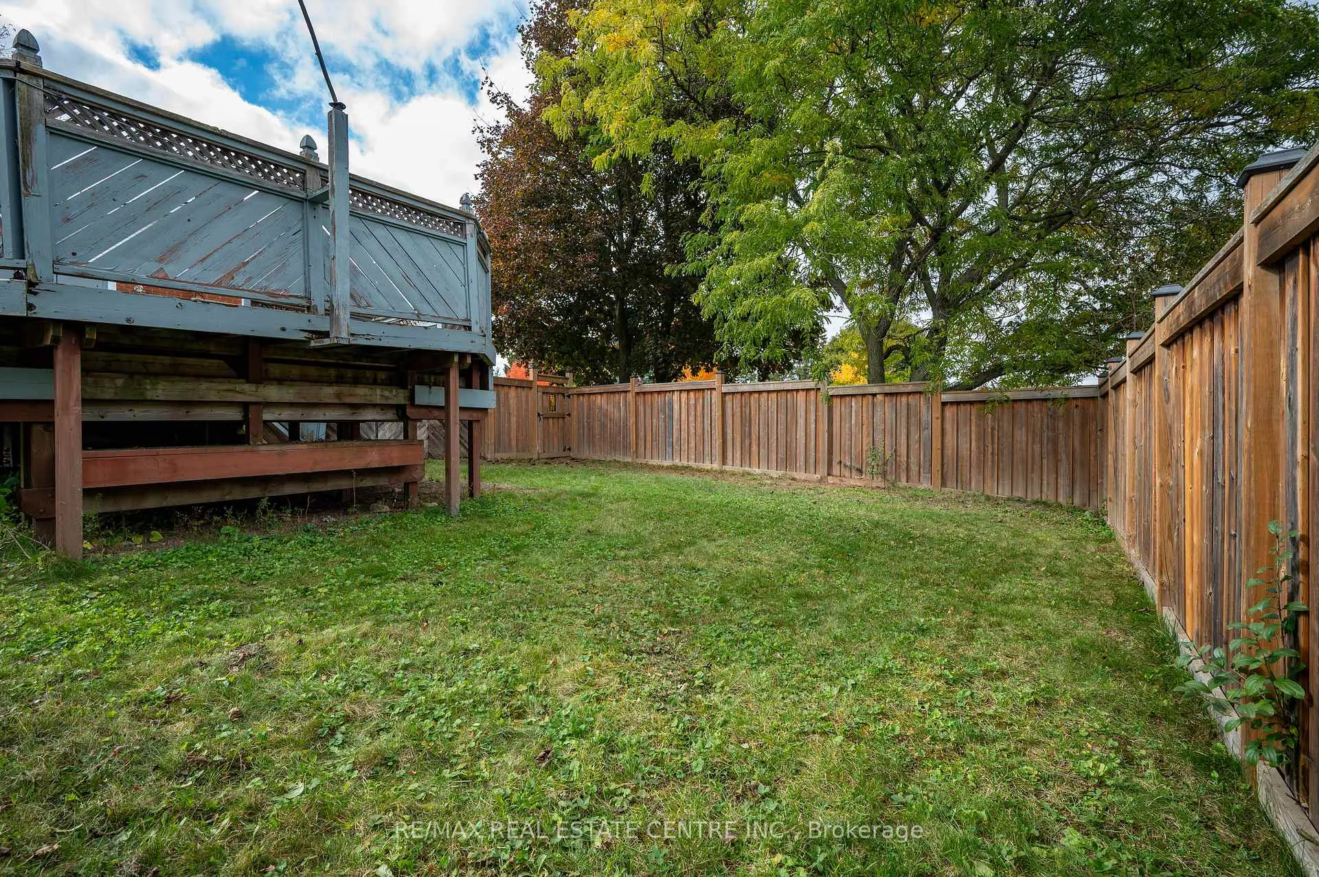 Photo 32 of 18 Kingston Crescent, Kitchener — HOMEH