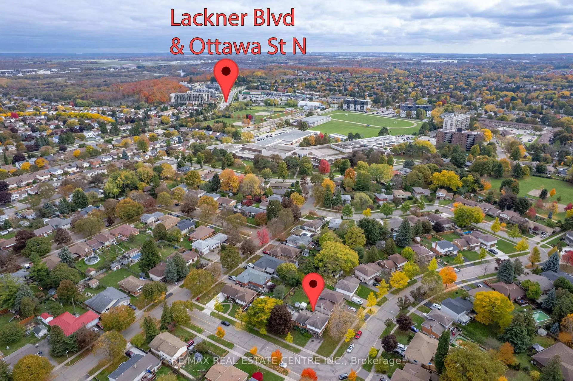 Photo 37 of 18 Kingston Crescent, Kitchener — HOMEH