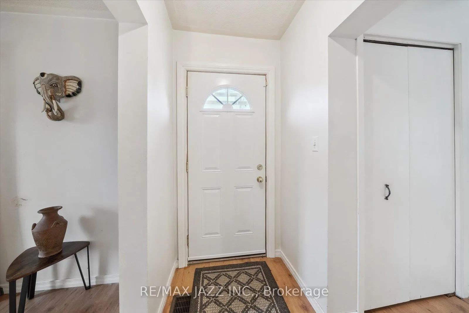 Photo 4 of 48 Campbellford Road, Stirling-Rawdon, Stirling Ward — HOMEH