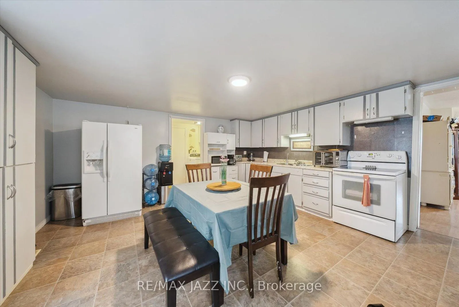 Photo 10 of 48 Campbellford Road, Stirling-Rawdon, Stirling Ward — HOMEH