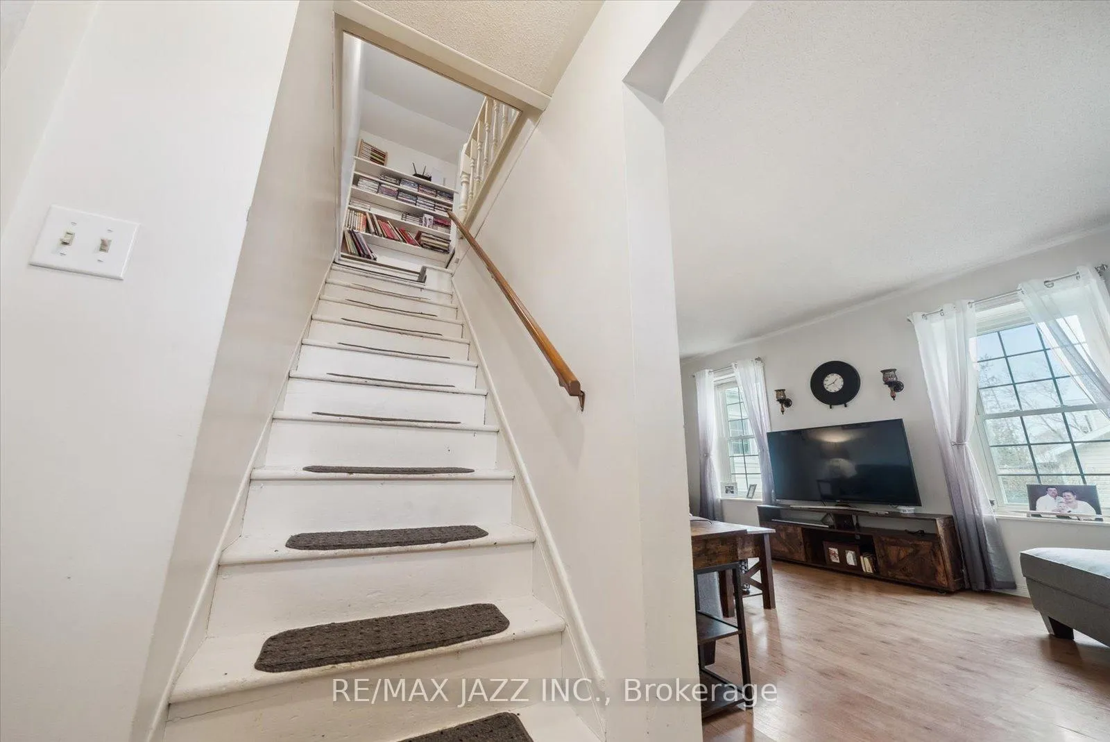 Photo 15 of 48 Campbellford Road, Stirling-Rawdon, Stirling Ward — HOMEH