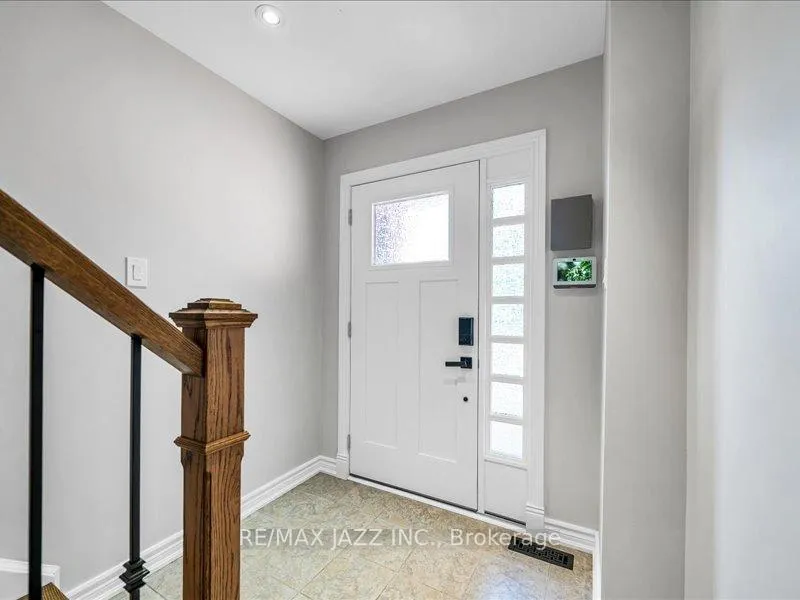 Photo 3 of 77 Robinson Crescent, Whitby, Pringle Creek — HOMEH