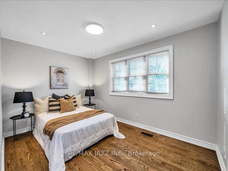 Photo 27 of 77 Robinson Crescent, Whitby, Pringle Creek — HOMEH